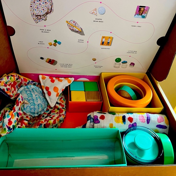 Lovevery The Explorer, 9-10m - Picture 1 of 3